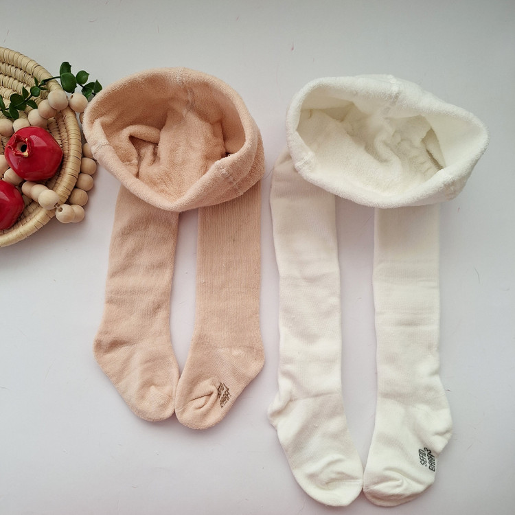 جورابشلواری نوزادی بچگانه تو کرک حوله ای ساده سفید و کرم سایزبندی از ۱ تا ۷سال